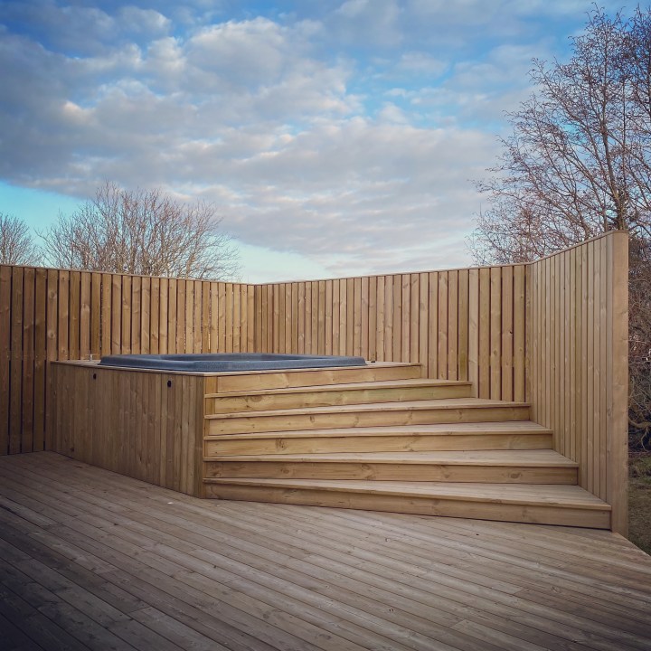 46C915EE-8C0D-4D99-B3AD-9A80EA33CC9B